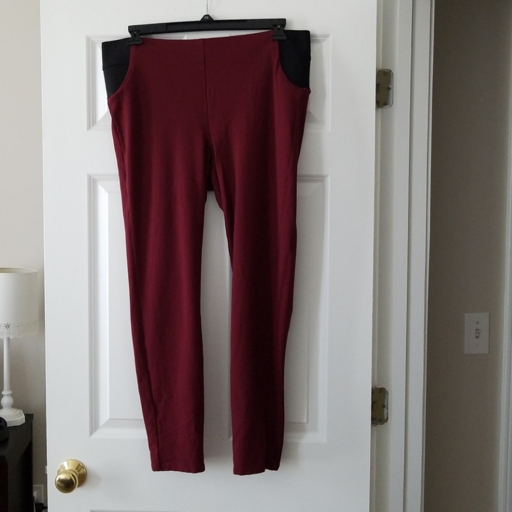 Bandolino Pull On Pants